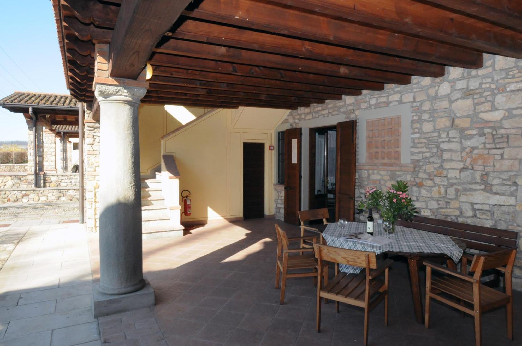 Villa Gradoni Monticelli Brusati Bagian luar foto