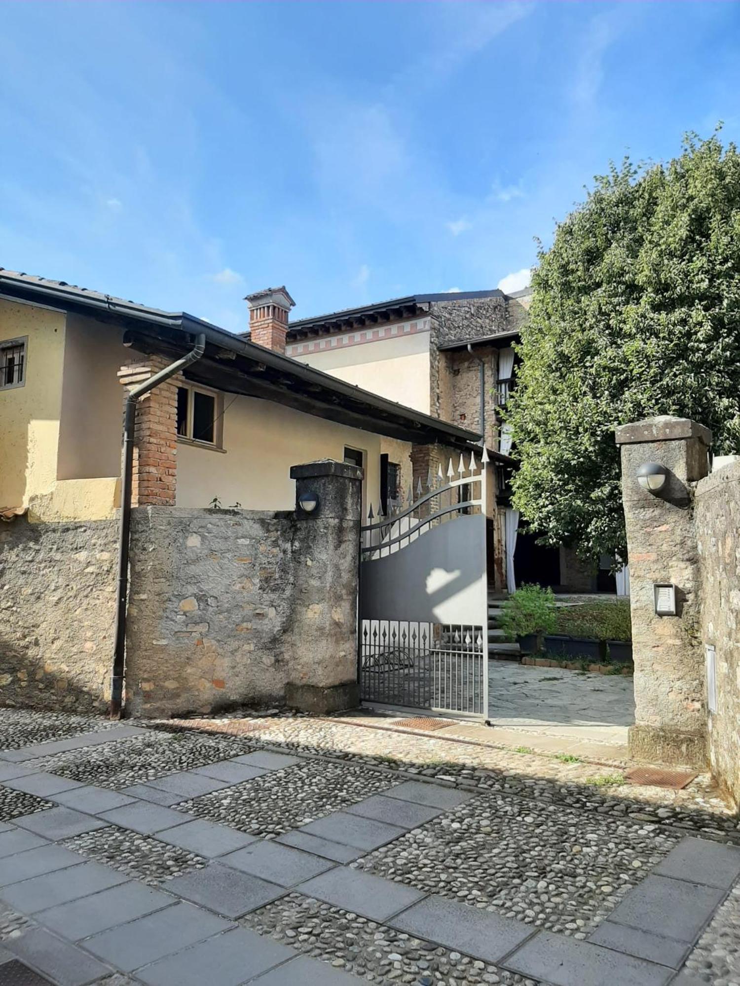 Villa Gradoni Monticelli Brusati Bagian luar foto