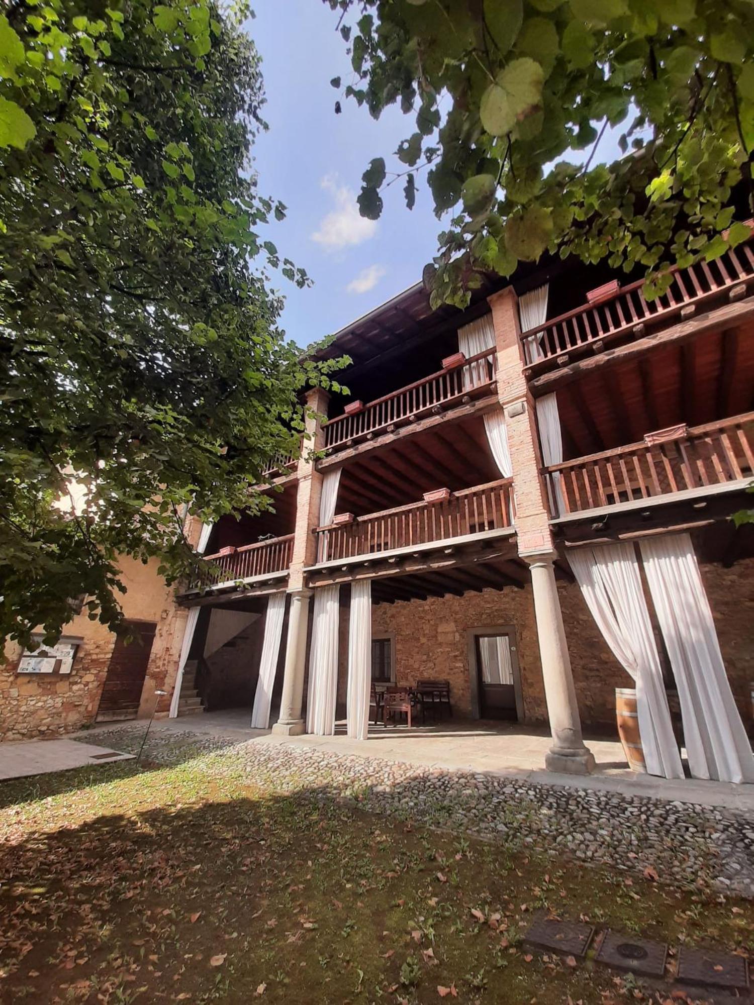 Villa Gradoni Monticelli Brusati Bagian luar foto